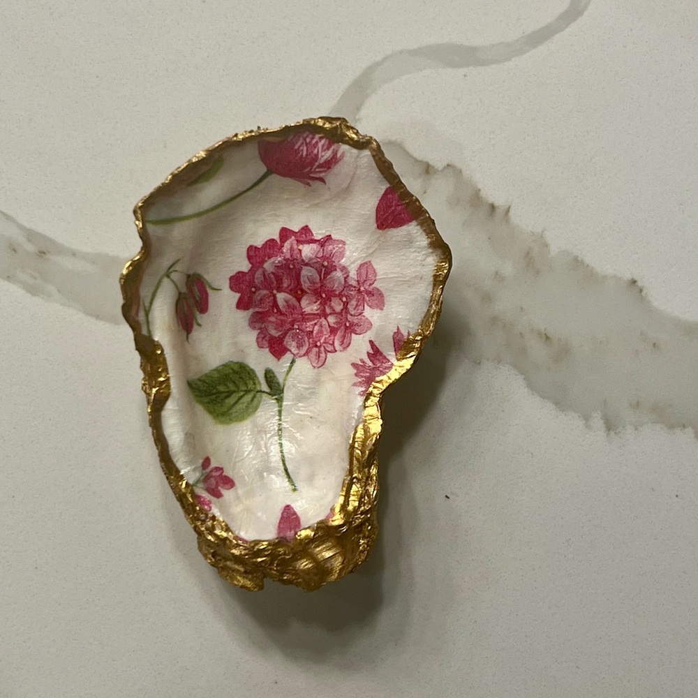 Floral Oyster Shell Trinket Dish with Gold Edges